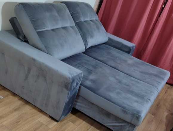 VENDO SOFÁ DE LUJO RETRACTIL, SE HACE CAMA. en Santiago (Comuna)