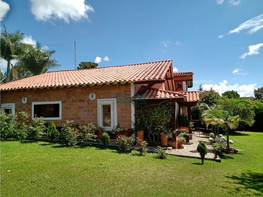 Finca en Rionegro ,1.350 mts,Independiente, Autopista Medellin Bog en Rionegro (Municipio)