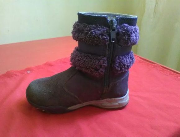 Botas De Niñas con luces Talla 22 en Colón (Municipio)