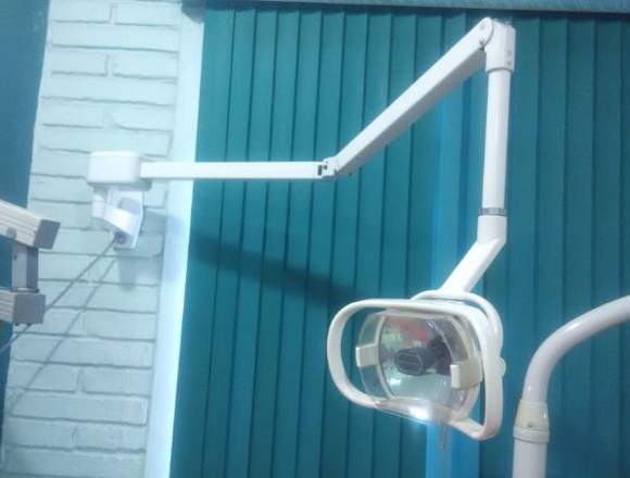 LAMPARA DENTAL TAKARA BELMONT 0-48 en Empalme (Cantón)