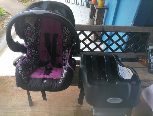 Se vende silla de carro - portabebé en Pérez Zeledón (Cantón)