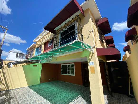 RD$7,000,000 Vendo casa de dos niveles en Lucerna en Santo Domingo Este (Municipio)