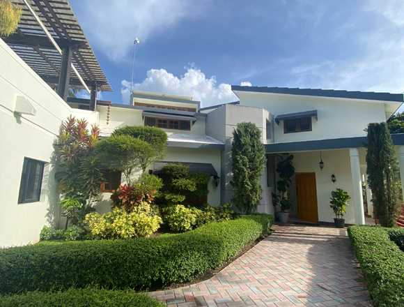 Vendo en Jarabacoa mansion amueblada y panel solar en Jarabacoa (Municipio)