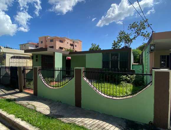Vendo casa clasica en Lucerna, Santo Domingo Este, en Santo Domingo Este (Municipio)