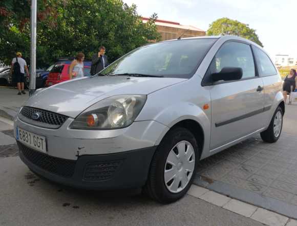 Vendo Ford fiesta año 2008 diésel muy buen estado