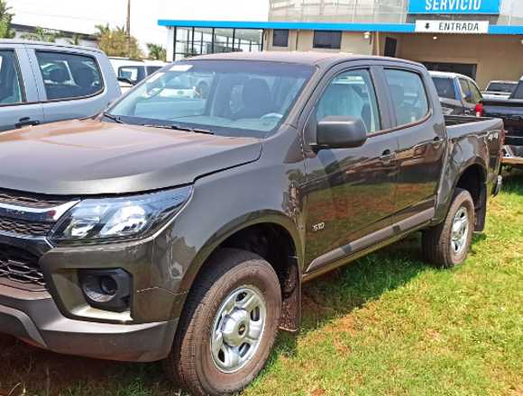 CHEVROLET S10 LS DOBLE CABINA 2.8 CUOTAS DE 508 $ en La Recoleta (Distrito)