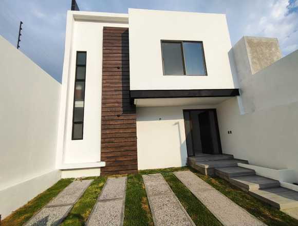 CASA NUEVA CON ACABADOS DE LUJO Y ROOF GARDEN