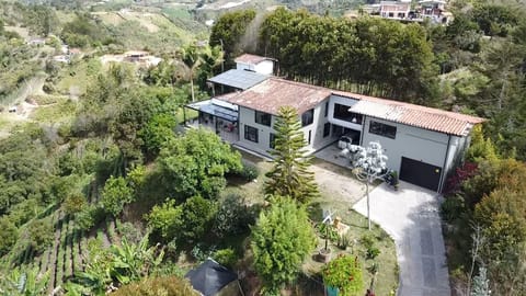 Vendo finca en el oriente ubicada en san vicente entre guarne y marini en Bogotá, D.C. (Municipio)