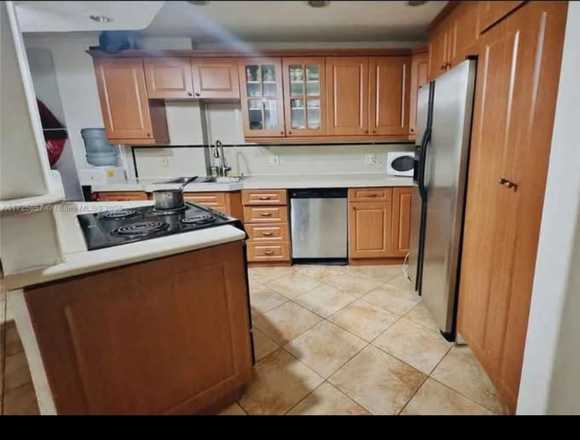 Venta de maravilloso apartamento in North Miami (Locality)