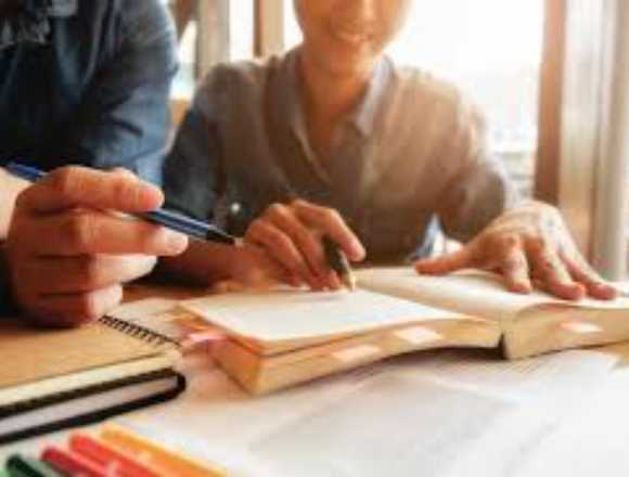 Maestra de Educación Primaria en Orihuela (Municipio)