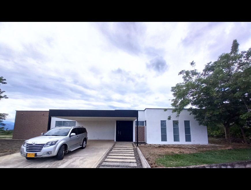 Vendo hermosa casa con piscina y hermosas vistas en Pereira (Municipio)