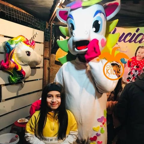 ¡Arrienda tu corpóreo para tus celebraciones infantiles! en Estación Central (Comuna)