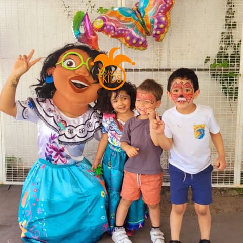 Arriendo de Corpóreo Mirabel Magia y Diversión para tu Fiesta en Estación Central (Comuna)