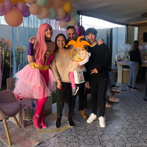 Animación con Luli Pampín en Santiago en Estación Central (Comuna)