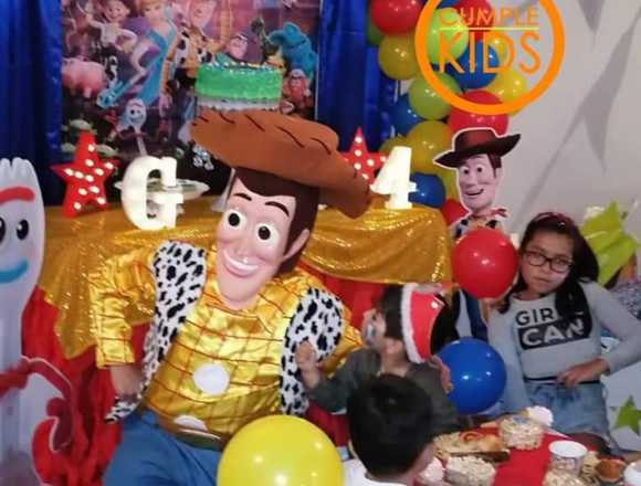 Woody celebra junto a tu hijo su cuempleaños!!
