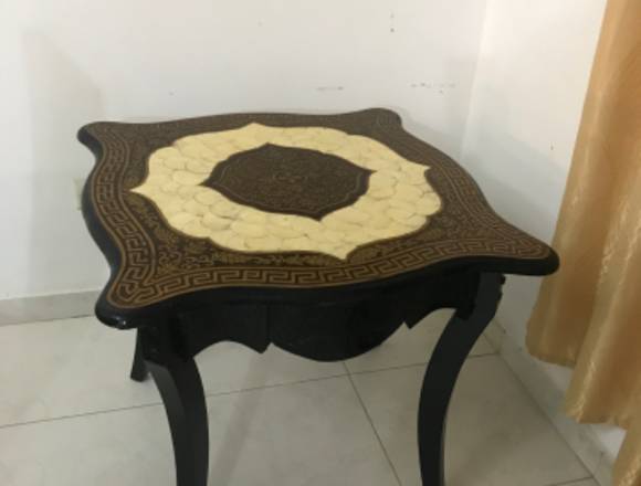 Mesa auxiliar en madera en Arraiján (Distrito)