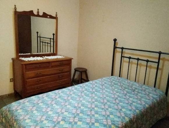 Alquiler habitación solo para dama en Sucre (Municipio)