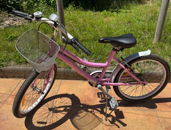 Bicicleta niña aro 20. Color rosa. en Concepción (Comuna)