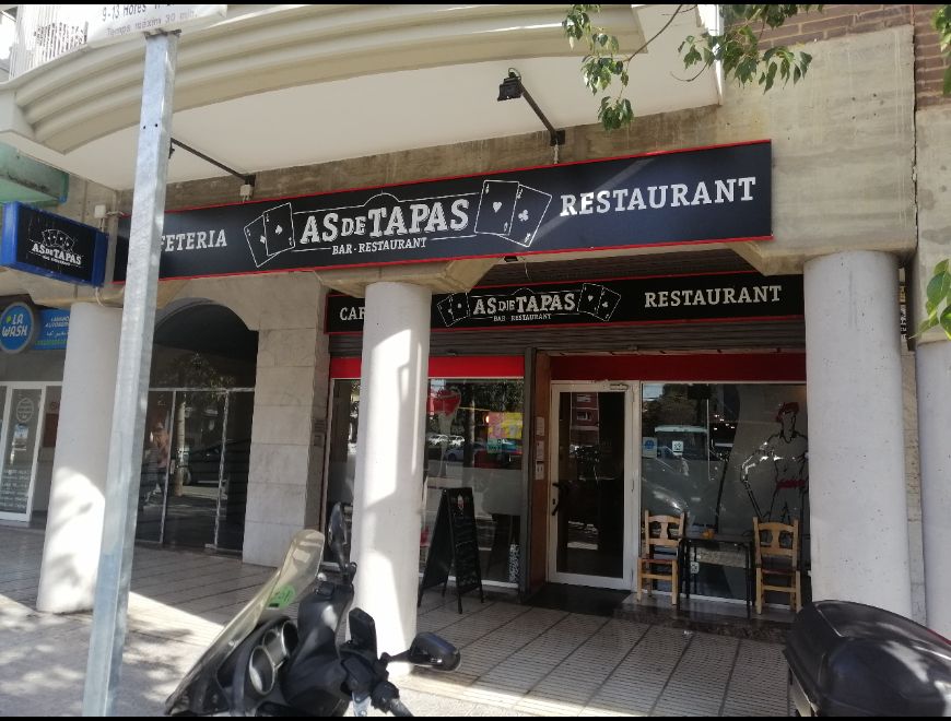 RESTAURANTE LISTO PARA ABRIR EN ZONA CÉNTRICA.