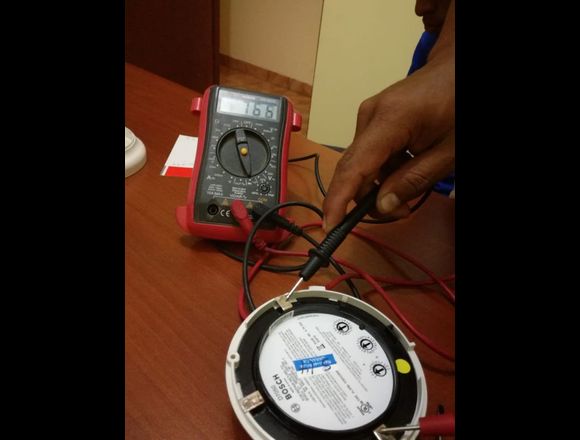 TÉCNICO EN SISTEMAS ELÉCTRICOS