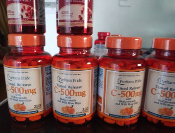 Vitamina C disponible entre otras. en Santo Domingo Norte (Municipio)