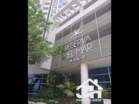VENDO APARTAESTUDIO EN PLAYA SALGUERO