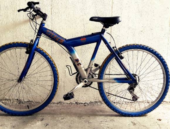 Bicileta Mountain Bike - Tamaño Mediano en Envigado (Municipio)