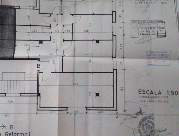 Piso + 25% Terreno de Finca, pabellon y local en Vitoria-Gasteiz (Municipio)