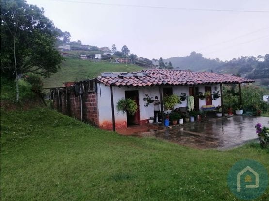 Finca en Venta en vereda Jardín, Antioquia