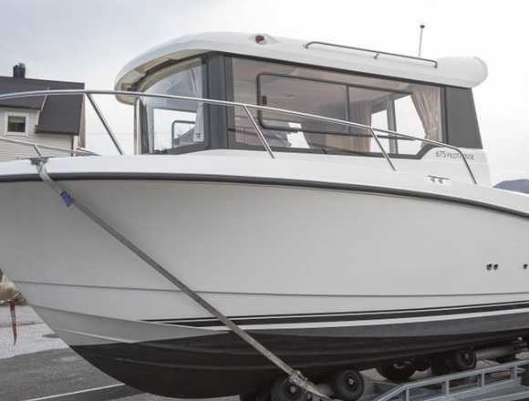QUICK SILVER PILOTHOUSE 675
