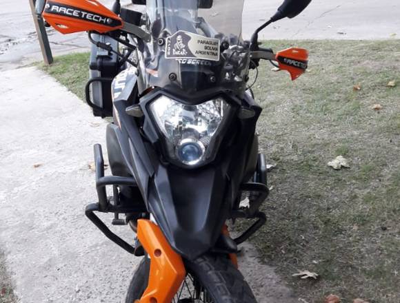 Moto Corven 250 touring en La Reja (Localidad)
