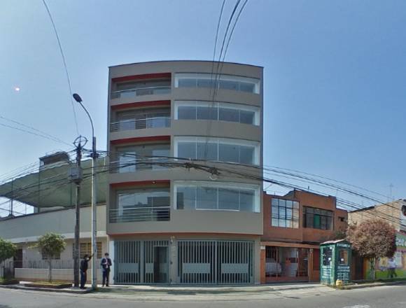 se vende departamento de 127.5 los olivos en Los Olivos (Lima 39) (Distrito)