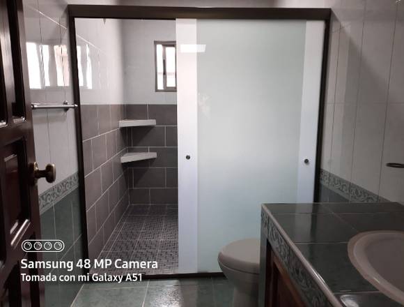 VENTA DE CASA EN ESCALON en San Salvador (Municipio)