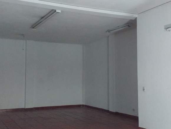 BODEGA TRISFASICA NORTE - USAQUEN 75MTS