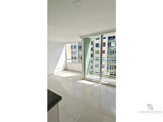 VENDO APARTAMENTO EN PARMERAS DEL JARDIN