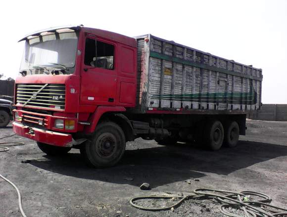 CAMION VOLVO TORTOON F12