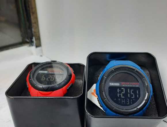 OFERTA RELOJ SOLAR ROJO/AZUL en Ciudad de Guatemala (Municipio)