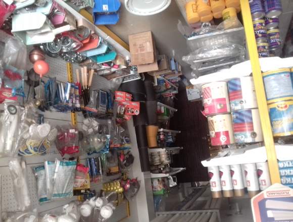 SE VENDE FERRETERIA DE OPORTUNIDAD en Loja (Cantón)