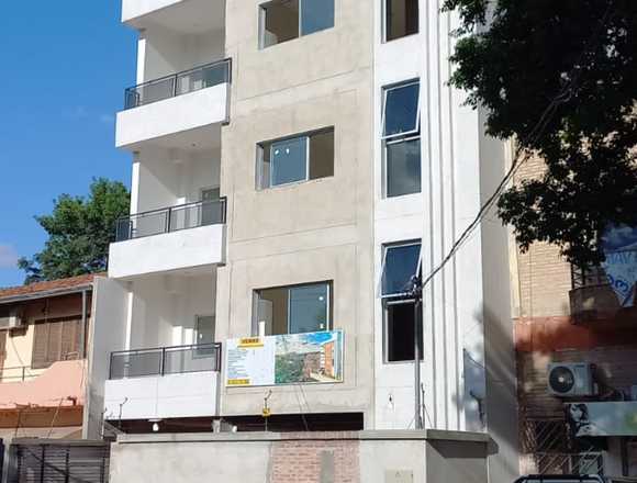 VENDO EDIFICIO EN LAMBARE ZONA MUNICIPALIDAD en Guajayvi (Distrito)
