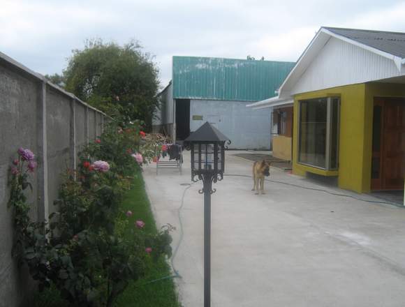 VENDE PROPIEDAD - CASA Y BODEGA en Chillán (Comuna)