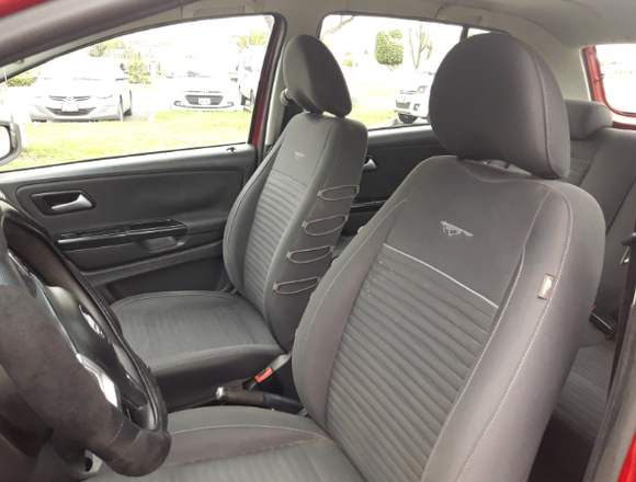 HERMOSA VW CROSSFOX 2011 MECANICA FULL