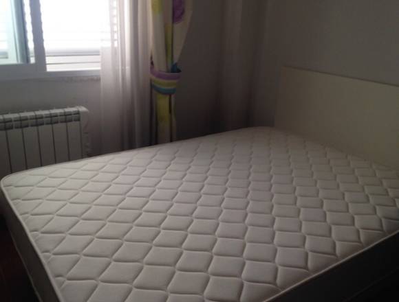 Vendo colchón 1,35 por 1,80 nuevo con su base en Perales de Tajuña (Municipio)