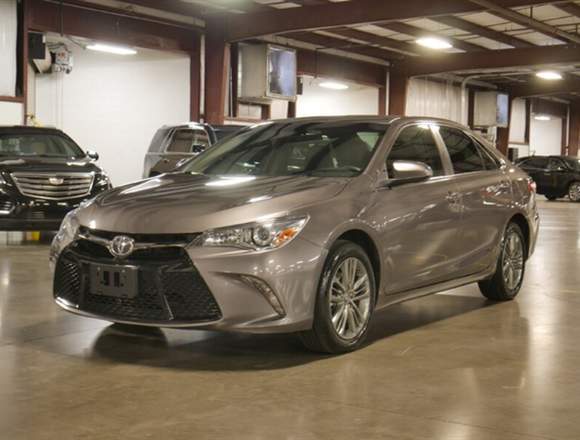 TOYOTA CAMRY AÑO 2017