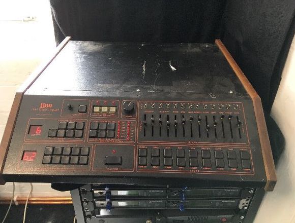 Linn Lm1 Vintage drum machine Computer