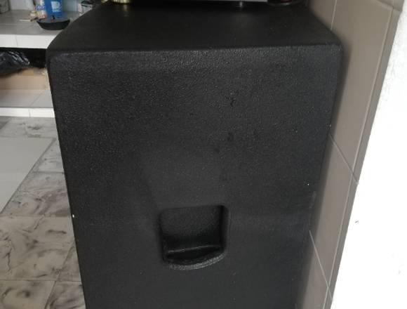 VENTA AMPLICADOR SONIDO Y PARLANTES en Santiago de Cali (Municipio)