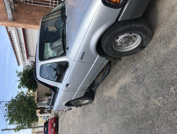 Vendo camioneta en buen estado en Mérida (Municipio)
