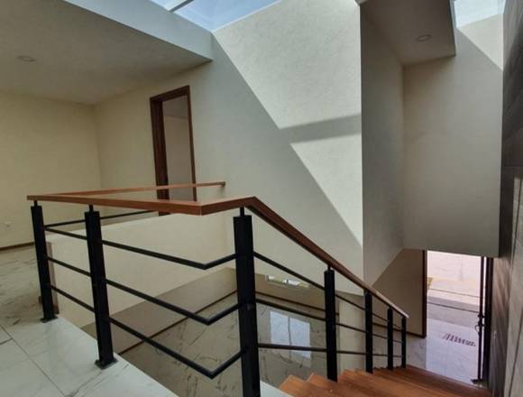 Preciosa casa en privada de solo 18 casas en Toluca (Municipio)