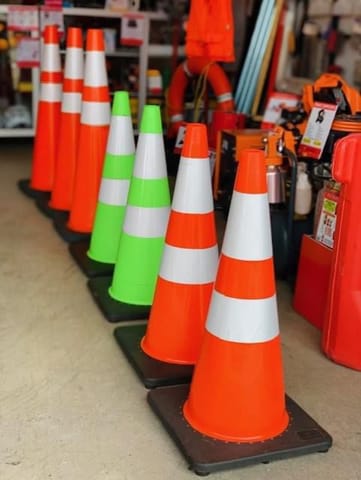 CONOS DE SEGURIDAD VIAL ¡Máxima visibilidad y resistencia en Ciudad de Guatemala (Municipio)