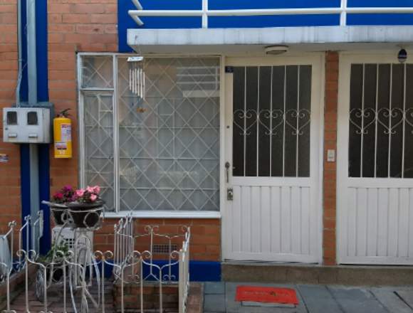 EXCELENTE CASA VENTA CONJUNTO CASTILLA OCCIDENTAL