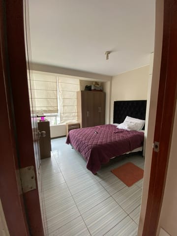 HABITACIÓN AMPLIA CON BAÑO PRIVADO – SURQUILLO (URB. LOS SAUCES) en San Borja (Lima 41) (Distrito)